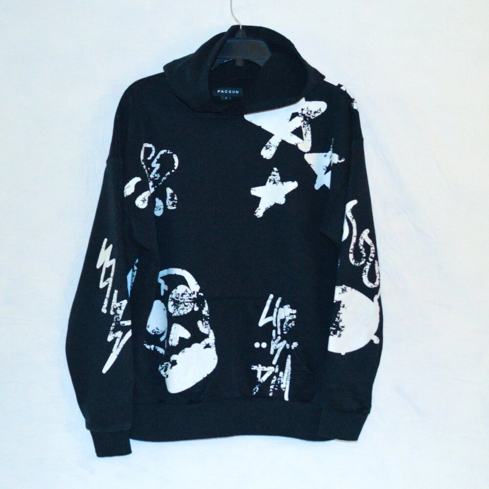 PacSun Men’s Medium Black Graphic Hoodie – Skull & Stars